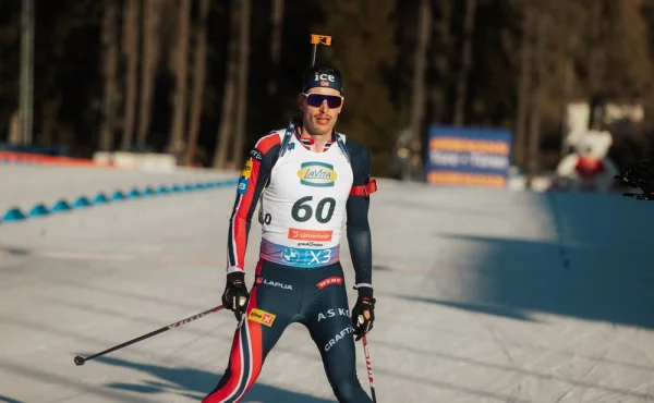 Kvůli nevěře přišel o zlato, místo něj má bronz. Jsi sobec, vzkazují biatlonistovi fanoušci