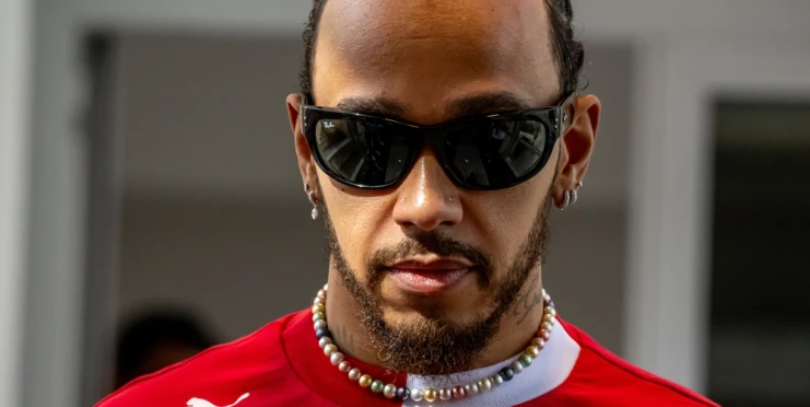 Zvykněte si, odpálil Lewis Hamilton své kritiky. Předčasný konec kariéry odmítá