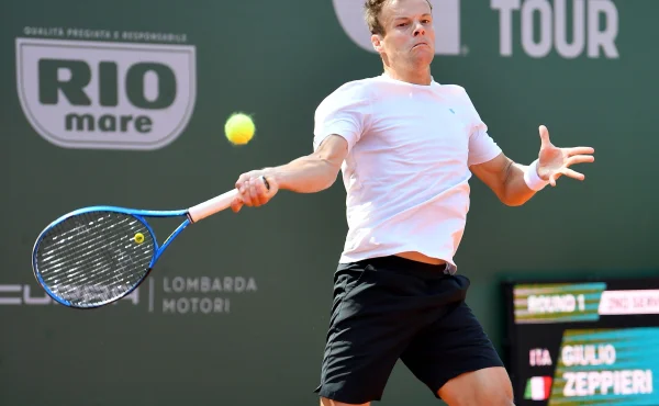 Vyhraj a přijdeš o ruce. Sázkařská mafie pokračuje v útocích na tenisty