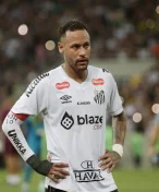 Historický debakl a Brazilec Neymar na kolenou a v slzách: Stydím se!