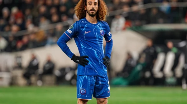 Cucurellův barber terčem kritiky. Propálil zranění hvězd a Chelsea pak padla