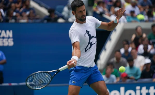Djokovič je v semifinále, dceru to netěší. Promeškal kvůli US Open její narozeniny