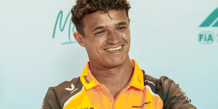 Tak co Magui, dobrý? Ne, kámo, jsem single, odpovídal Sainzovi Norris