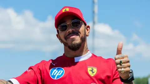 Hamilton versus Ferrari 7:0. Velká Británie stojí za svým šampionem