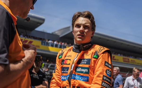 V McLarenu to znovu pořádně jiskří. Piastrimu záhadně selhala vysílačka