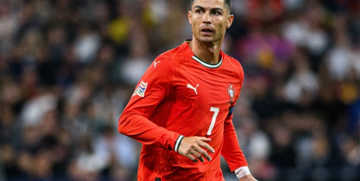 Faraon Ronaldo, stěžují si sousedé na fotbalistu kvůli vile. Ten se do ní nenastěhuje