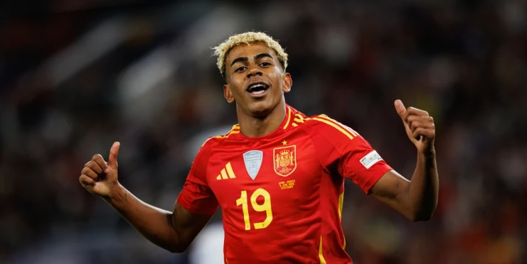 Yamal nebude reprezentovat. Barcelona ho poslala bez vědomí reprezentace na lékařský zákrok