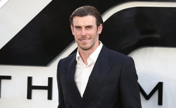 Jeho jmění přesahuje čtyři miliardy. Bale se i tak bojí finančního bankrotu