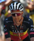 Finanční bonusy od Pogačara? Místo peněz poplácání po zádech, prozrazuje jeho kolega