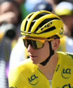 Radoval se z rekordu. Podívej se znovu, vyfoukl mu ho obratem Pogačar se svými parťáky