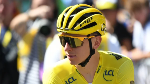 Pogačar daroval parťákům luxusní kávovar, sám se s ním nenaučil. Kafe vypadalo odporně, říká