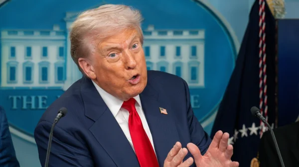 Trump stál Američany za pouhý rok víc než dvě miliardy. Čtvrtinu svého času strávil na golfu