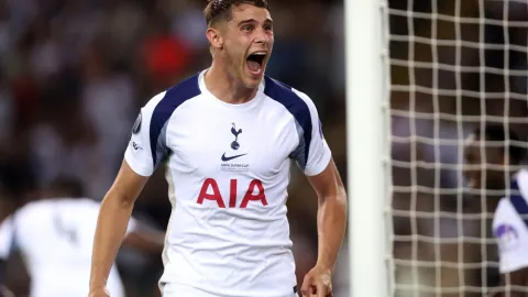 Jako Messi. Superman Van de Ven přesprintoval všechny a uhranul fotbalovou Evropu