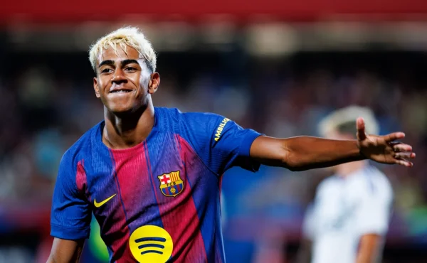 Jak na smutek z El Clásica? Yamal si kupuje dům po Shakiře a Gerardu Piquém