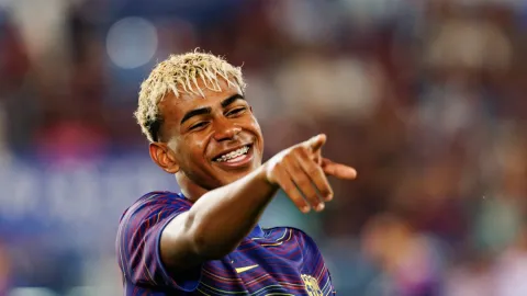 Proč je Lamine Yamal single? Přítelkyni by prý obtěžoval svou neobvyklou noční rutinou