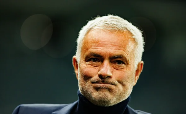 Bojkot médií a zápas sledovaný v autobusu. Jak se Mourinho vrátil na San Bernabeu