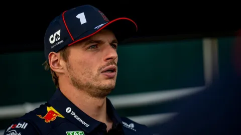 Už není jednička. Max Verstappen si musel pro příští sezonu vybrat nové číslo