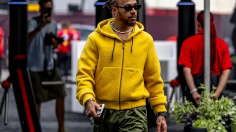 Nejlepší forma v kariéře, nová láska i auto. Hamilton prý trénuje jako nikdy předtím