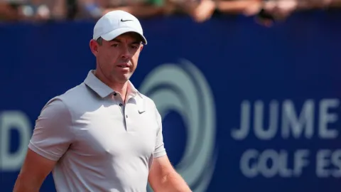 Rorymu bouchly nervy. McIlroy poslal fanouška do háje a nechal ho vyvést z turnaje