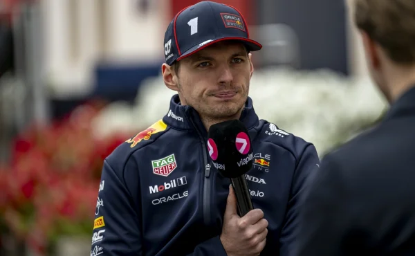 Srovnání šampionů. Schumi by se prý nikdy nechoval jako frustrovaný Max Verstappen