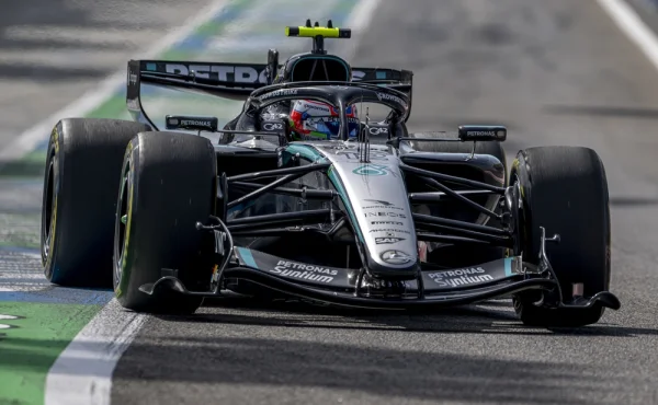 'Zmrazený' tachometr, smazané komentáře. F1 kvůli novým pravidlům cenzuruje