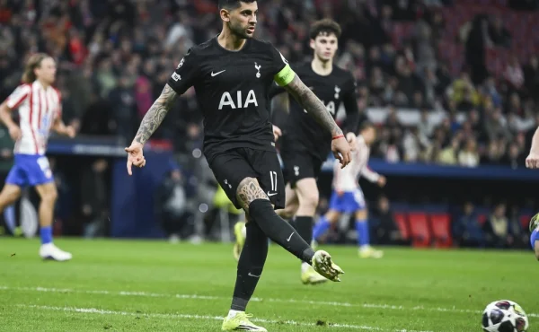 Pomoct klubu v bitvě o sestup? Kdeže. Kapitán Tottenhamu vyrazí na fotbal do Argentiny
