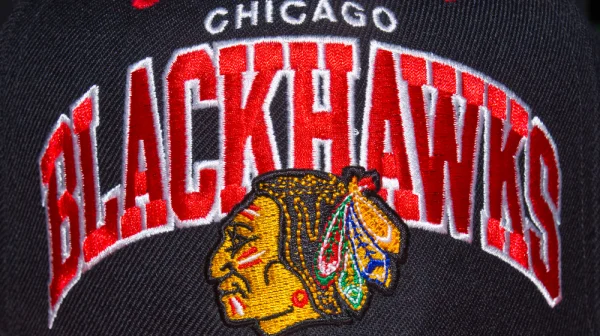 V roli pojistky. Jak si 45letý bankéř připsal zápis jako náhradní brankář Blackhawks