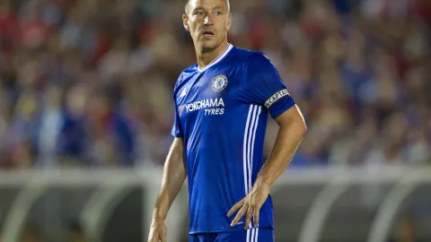 Skok z 25. patra? Neproměněná penalta Johna Terryho ve finále Ligy mistrů stále děsí