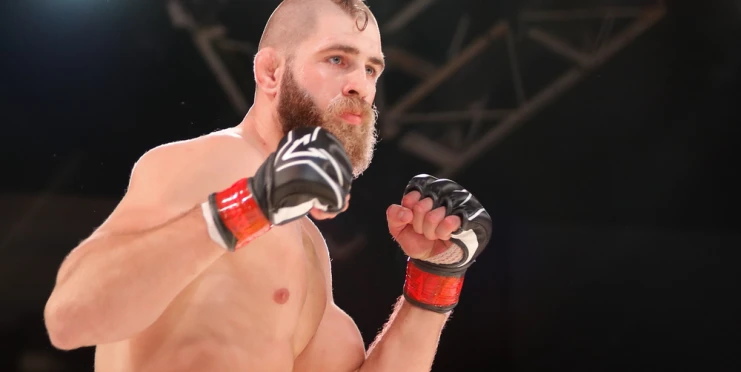 Potvrzeno! Pereira uvolnil pás šampiona UFC, v dubnu o něj bude bojovat Jiří Procházka