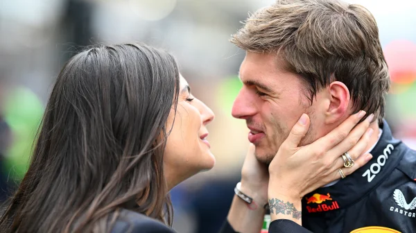První noc s Maxem? Naprostá katastrofa, svěřila se Verstappenova partnerka