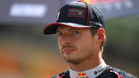 Verstappen má licenci, i když nesplnil všechny podmínky. Může závodit na Nürgburgringu