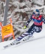 Lindsey Vonnová je po operaci. Nemůžu být na ni pyšnější, označuje ji otec za bojovnici