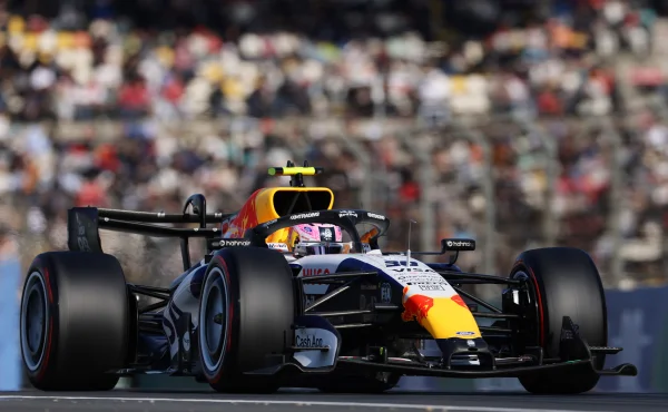 Válka ruší dubnové Velké ceny Formule 1. Bahrajn a Saúdská Arábie prý zmizí z kalendáře