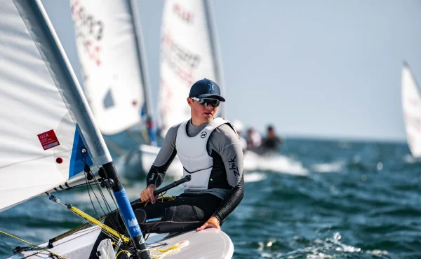 Jachtař Jiří Tomeš veze bronz z juniorského mistrovství světa v ILCA 6