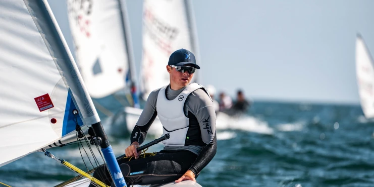 Jachtař Jiří Tomeš veze bronz z juniorského mistrovství světa v ILCA 6