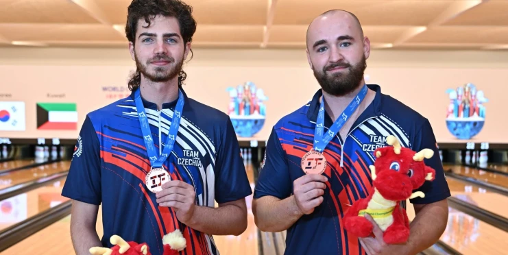 Drama do posledního hodu: bowleři vybojovali první světovou medaili ve dvojicích