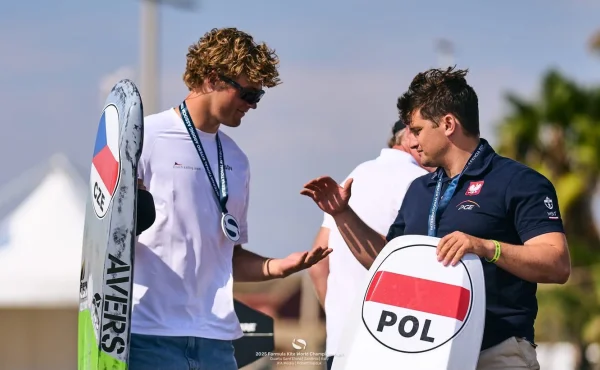 Vojtěch Koška skončil šestý na mistrovství světa v olympijském kiteboardingu